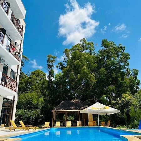 Vita Gardenia Hotel Tskaltubo Luaran gambar