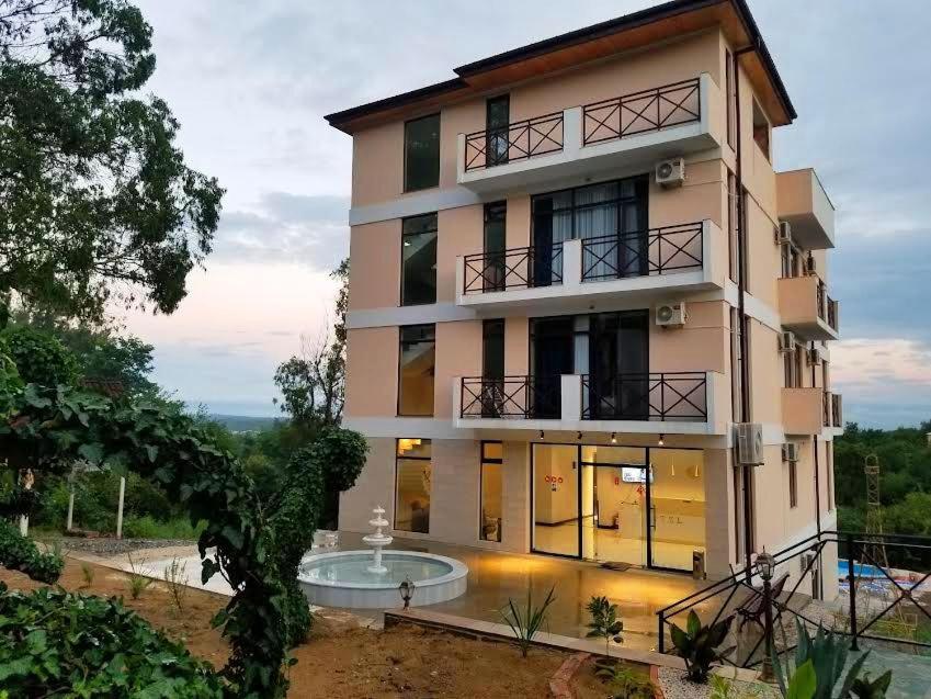 Vita Gardenia Hotel Tskaltubo Luaran gambar