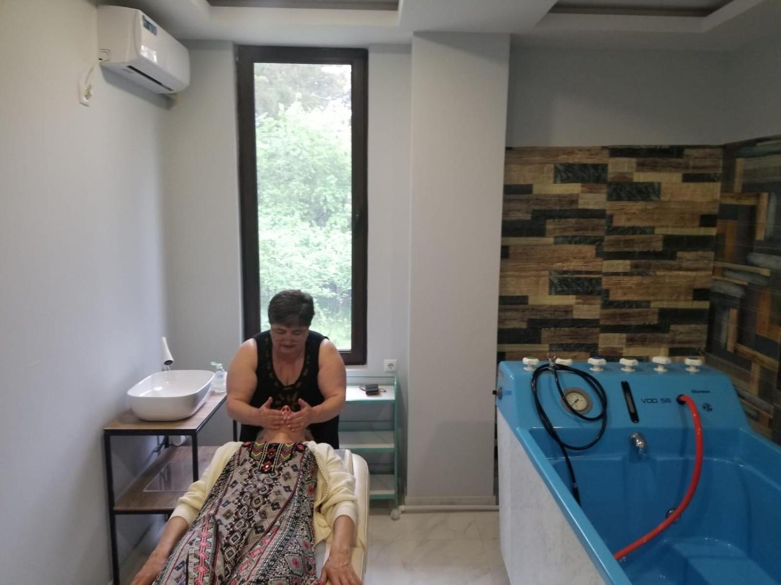 Vita Gardenia Hotel Tskaltubo Luaran gambar
