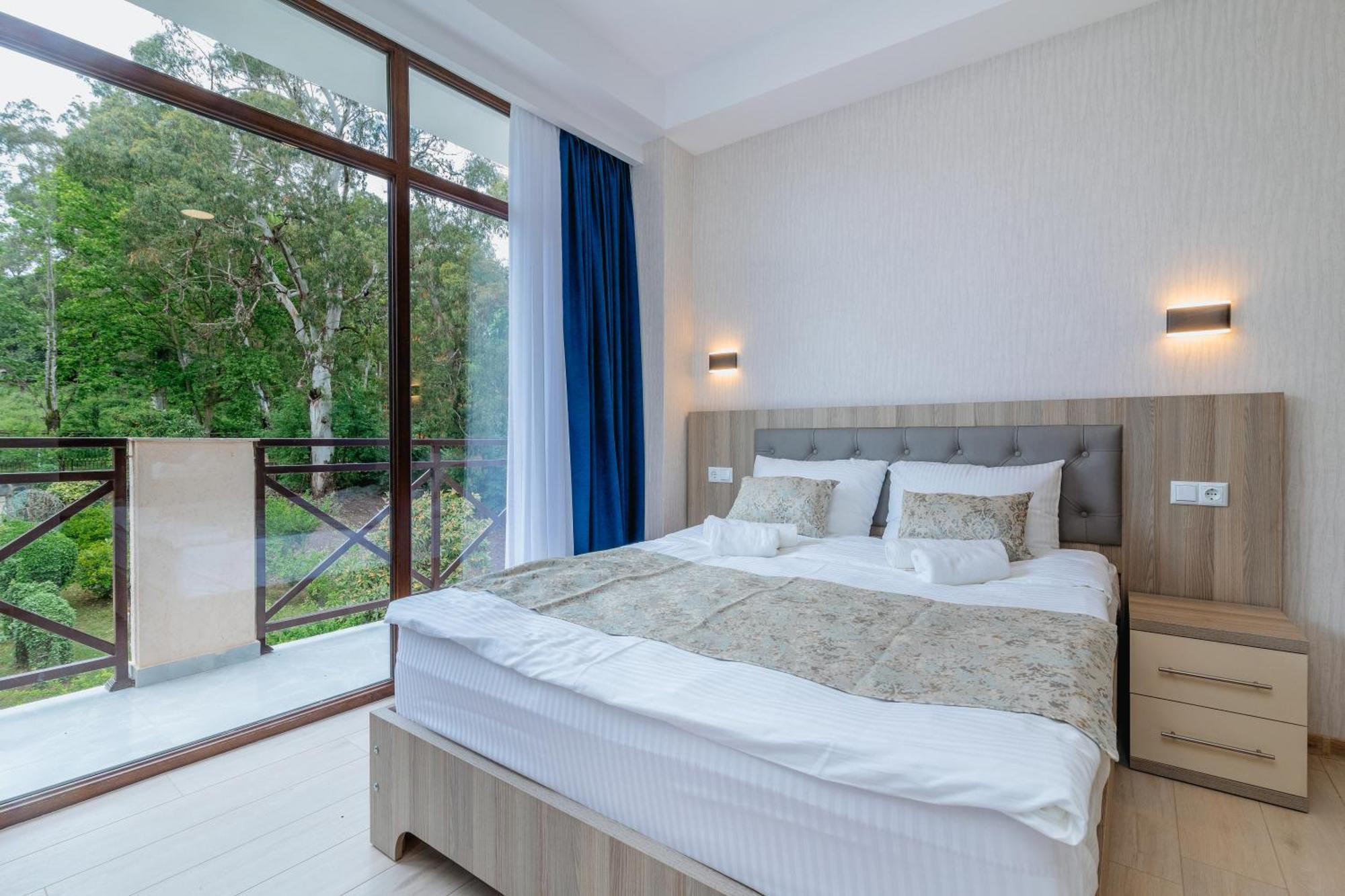 Vita Gardenia Hotel Tskaltubo Luaran gambar