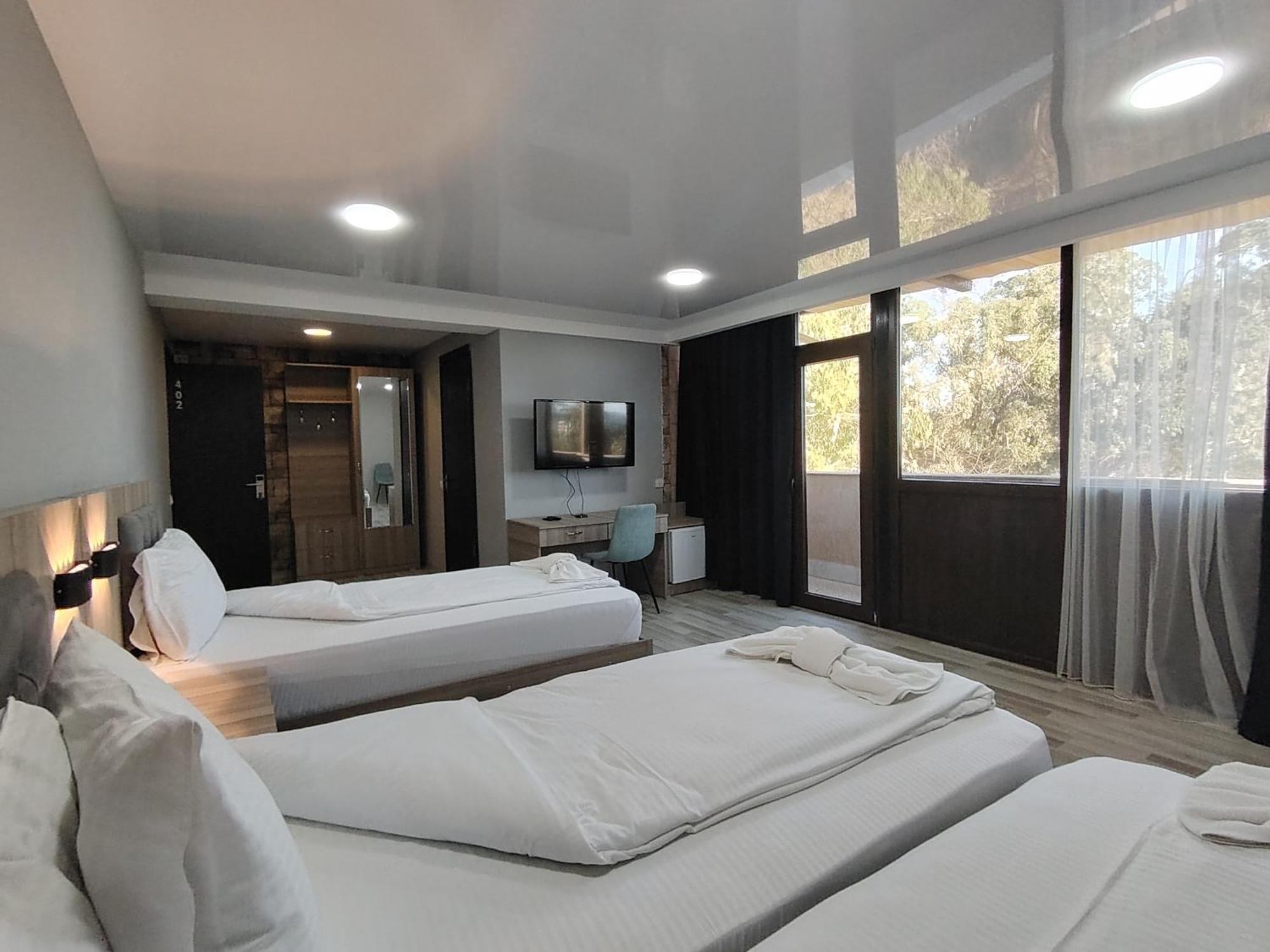 Vita Gardenia Hotel Tskaltubo Luaran gambar